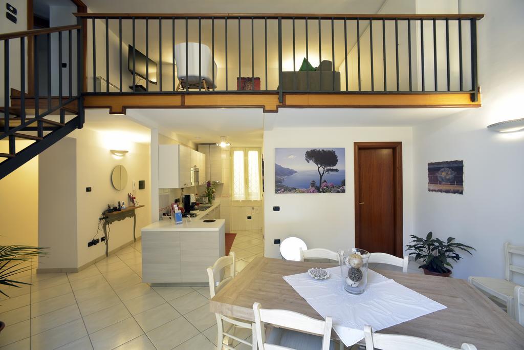 Italia Apartment Napoli Dış mekan fotoğraf