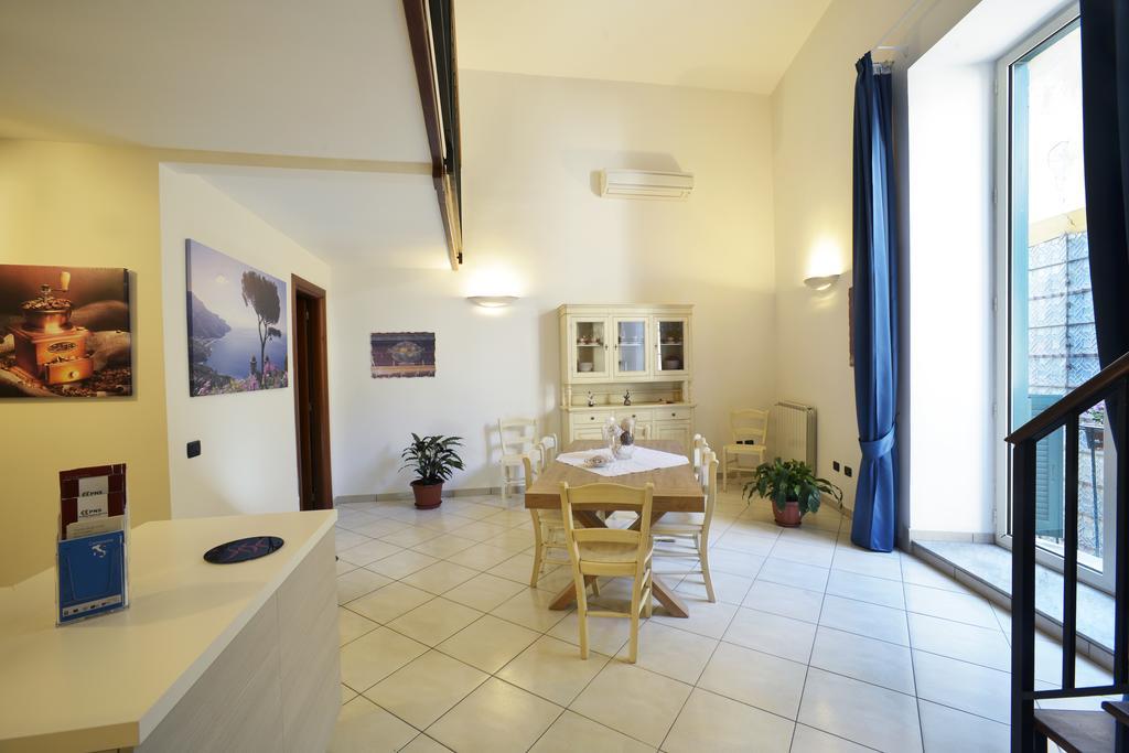 Italia Apartment Napoli Dış mekan fotoğraf